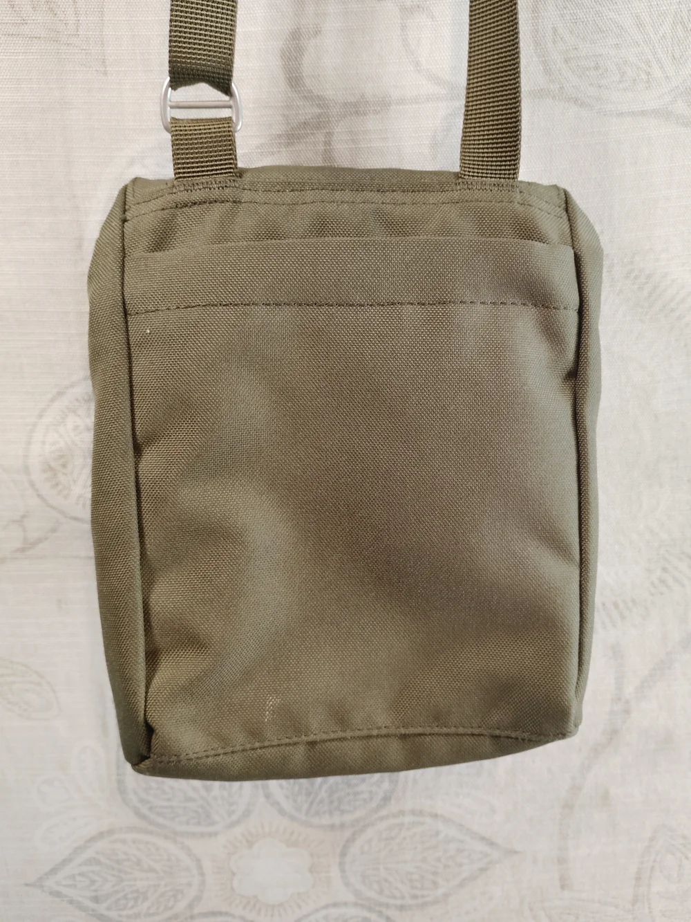 Duluth Trading Co Olive Green Crossbody/Messenger Utility Bag